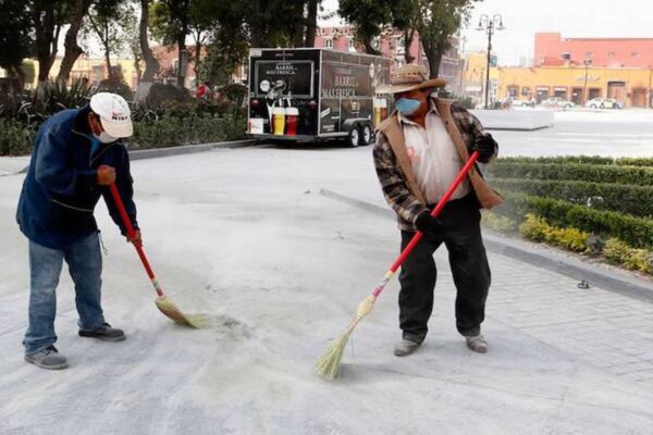 Más allá del paisaje: cómo la ceniza del Popocatépetl impacta la salud