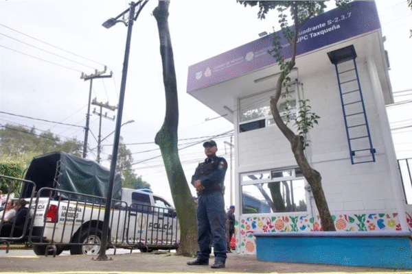 CDMX renueva módulos de policía para vigilancia 24/7 en colonias